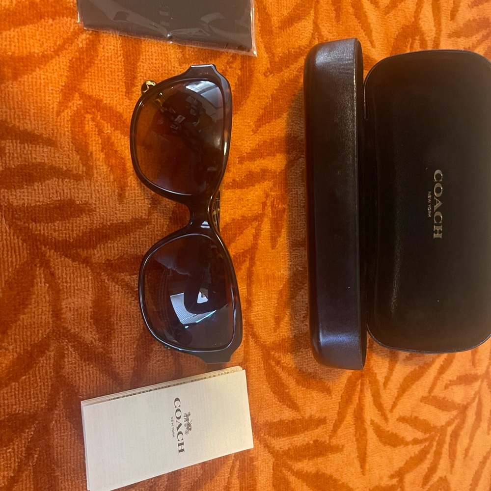 Coach Sunglasses - Picture 6 of 6